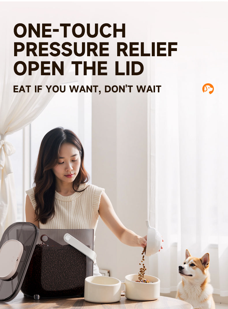 Q5 One-Touch Vacuum Sealing Pet Food Container – Keep Food Fresh Longer with Smart Constant Pressure & Large 10L Storage